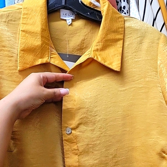 Nwt - Picture 4 of 5